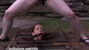 A cute redhead villein acquires overspread with mud and make water outdoor